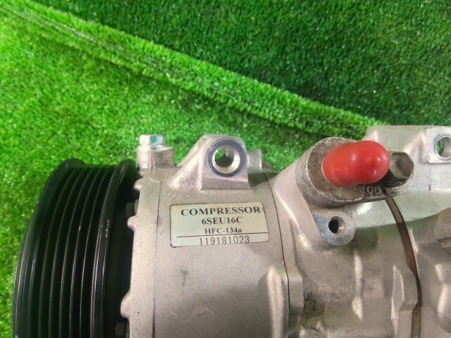 ノア DBA-ZRR70W A/Cコンプレッサー S 8人 3ZR-FE 1F7 88310-28640_画像3