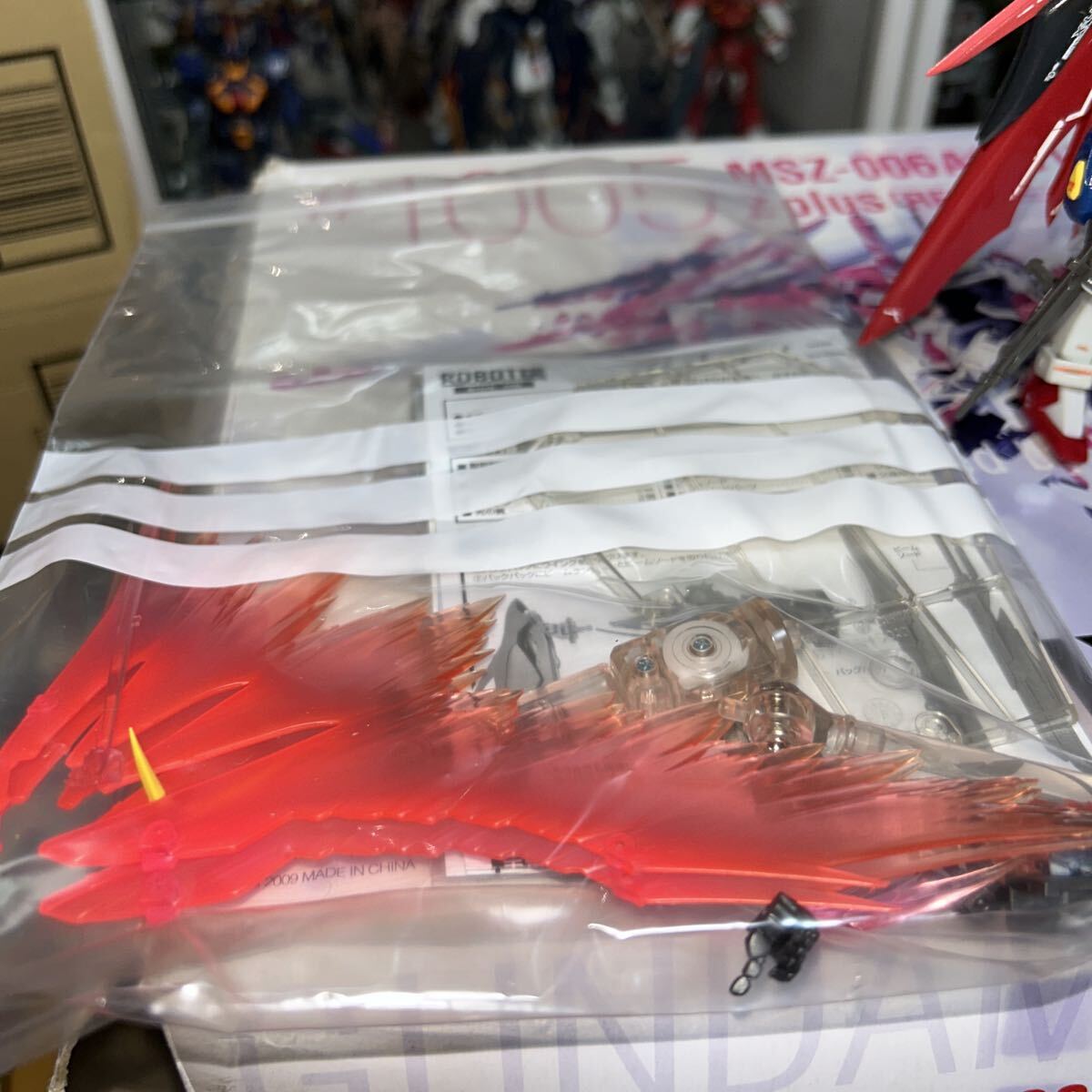 デカール貼り・クリア塗装済　ROBOT魂 デスティ二ーガンダム_画像6