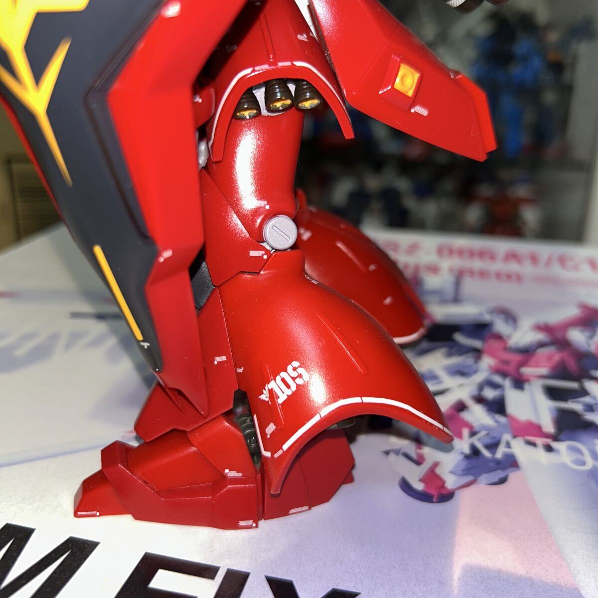 デカール貼り・クリア塗装済　ROBOT魂 サザビー_画像5