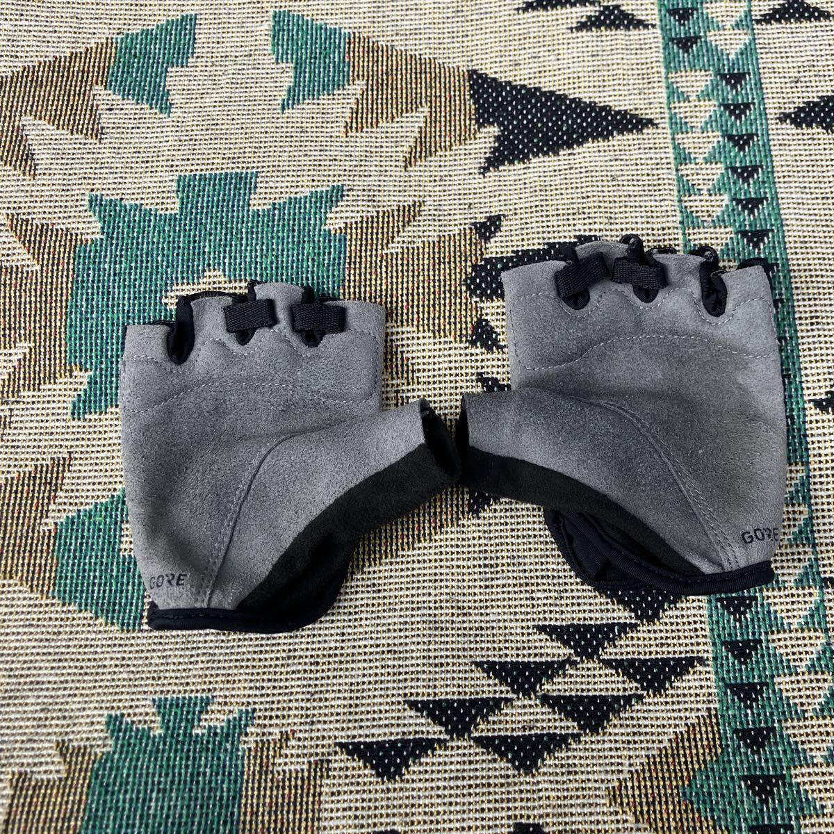ロードバイク ハーフフィンガー グローブ　GOREWEAR Sサイズ ブラック_画像2