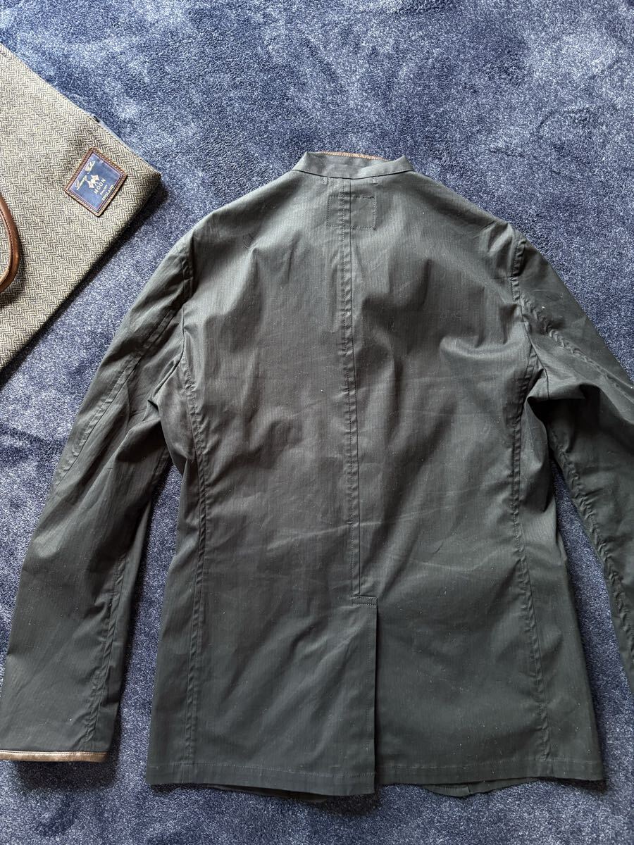 超美品 定価32,100円 MEN’S BIGI メンズビギ 高品質ストレッチ素材 襟スタンドカラー お洒落ジャケット size04(L) ブラック系_画像5