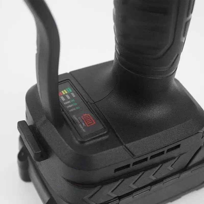 1円 電動チェーンソー ミニチェーンソー 6インチ 高速切削20cmチェンソー 強力チェンソー チェーン 2枚 バッテリー2枚付き 高速チェンソー_画像9