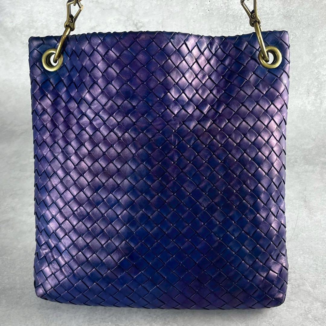 美品 希少色 BOTTEGA VENETA ボッテガヴェネタ イントレチャート ショルダーバッグ サコッシュ 編み込み 肩掛け 斜め掛け 青 ブルー メンズ