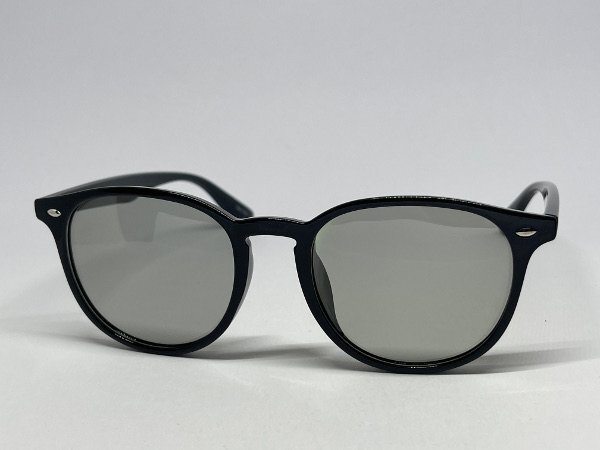 送料無料 紫外線で色が変わるサングラス THRASHER スラッシャー BRIGHT(ブライト)1033PH BK-SMC 調光＆偏光レンズ・スモーク_画像1