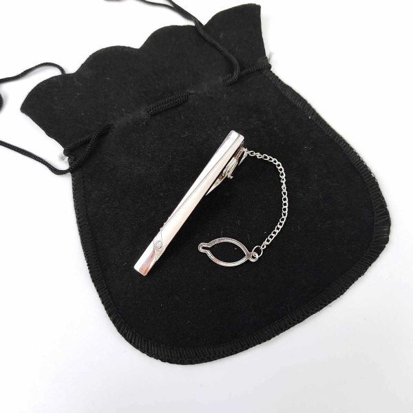 ネクタイピン シンプル スクエア 斜めライン ラインストーン チェーン付き フォーマル シルバー_画像5