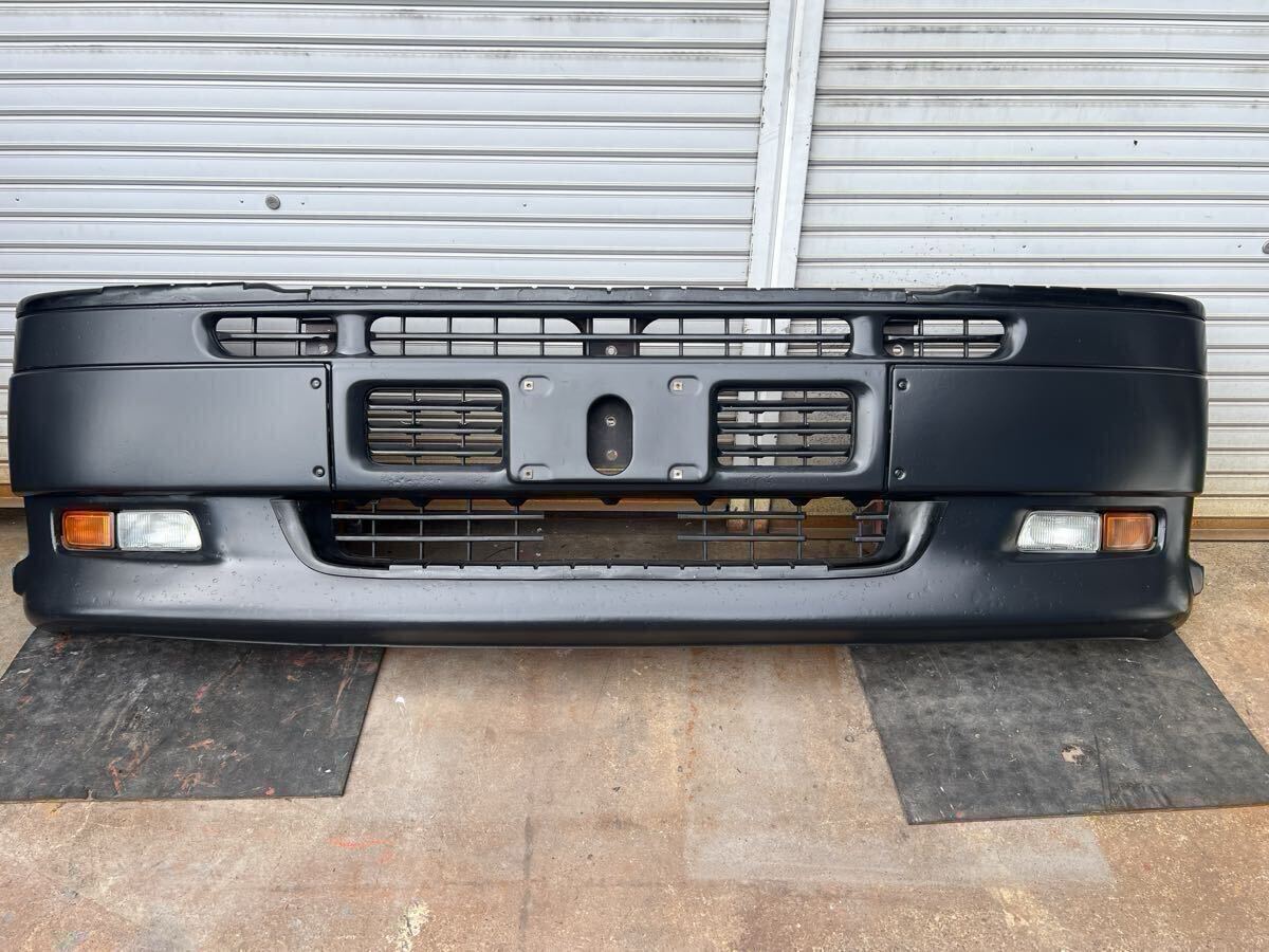 いすゞギガ　ISUZU 大型　アッパーライト　フロントバンパー　純正　ダンプマスク　