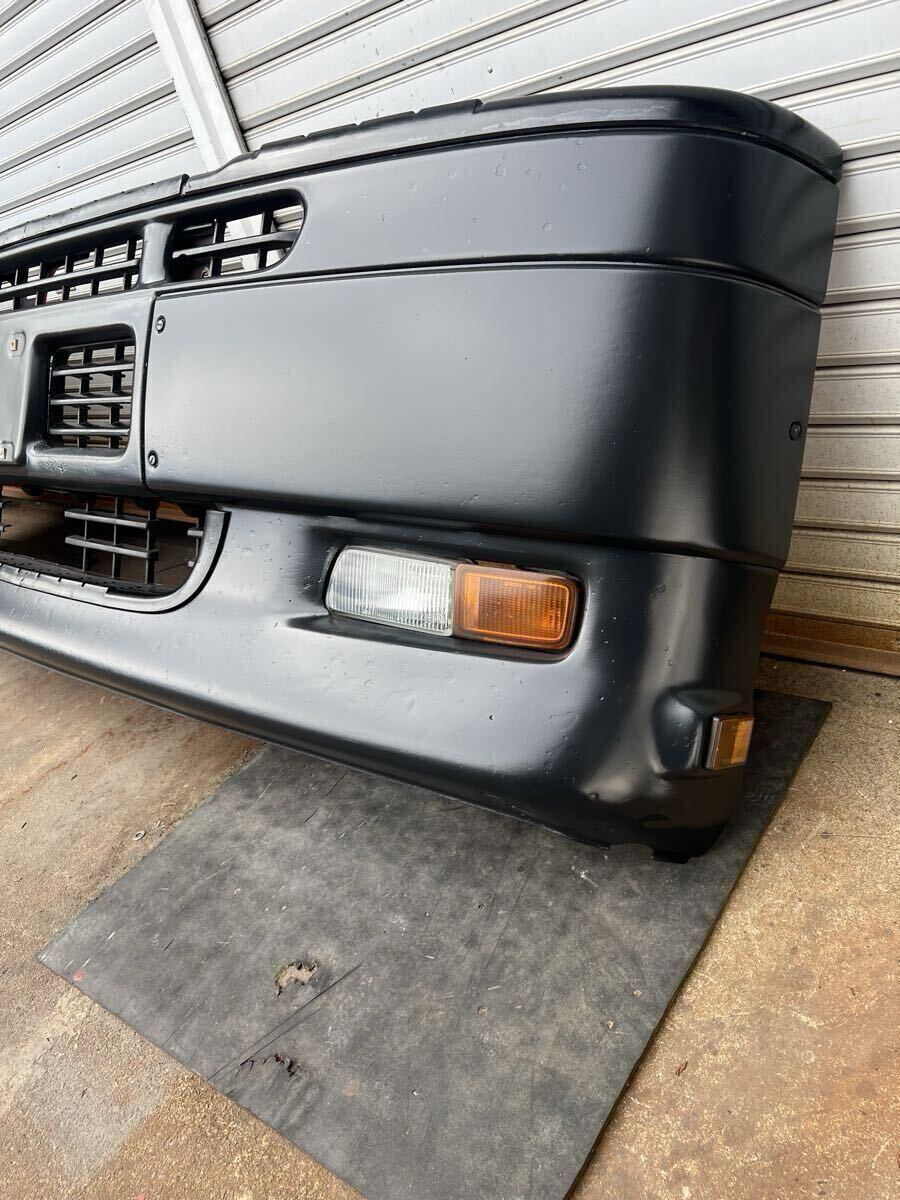 いすゞギガ　ISUZU 大型　アッパーライト　フロントバンパー　純正　ダンプマスク　