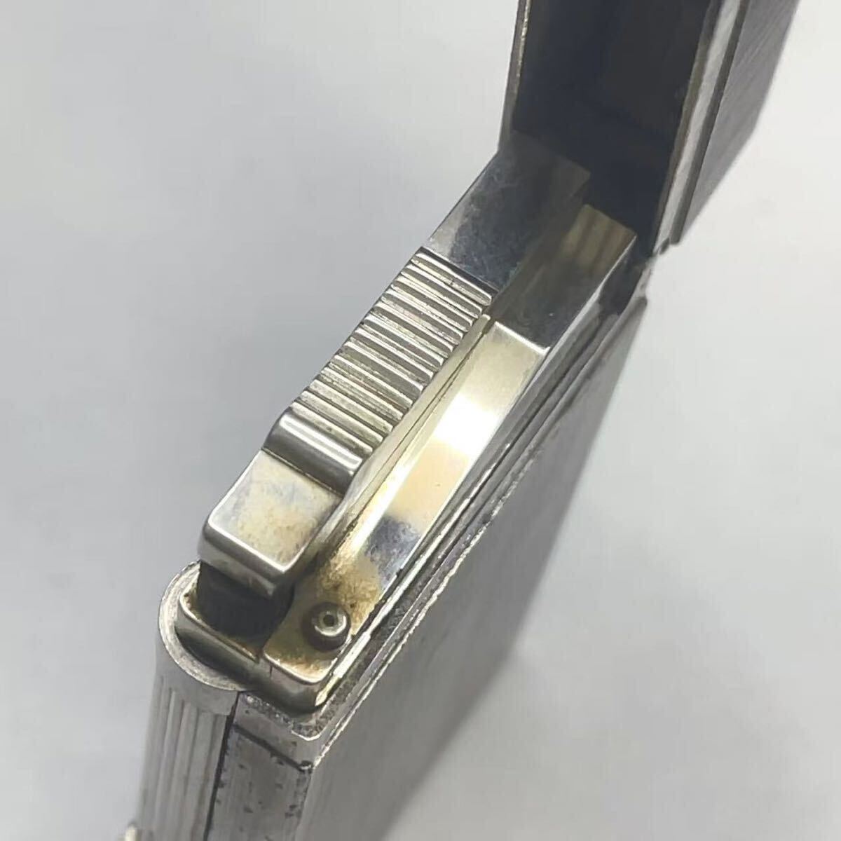 S.T.Dupont デュポン ライン2 ローラー式 ガスライター シルバーカラー 喫煙グッズ 著火未確認(rèn)