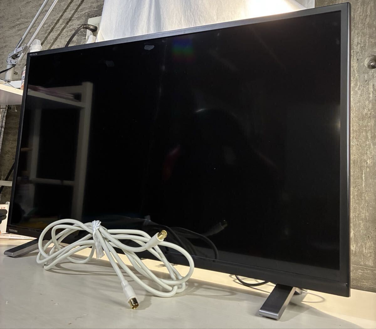 ☆ TOSHIBA REGZA 32V34 32型 液晶テレビ 2023年制 家電 札幌市西區(qū)にて直接引き取り歓迎 ③