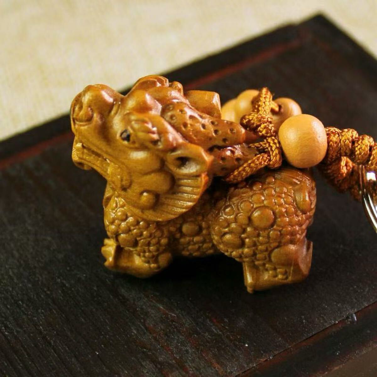  дерево резьба по дереву симпатичный .. скульптура амулет брелок для ключа произведение искусства netsuke 45mm