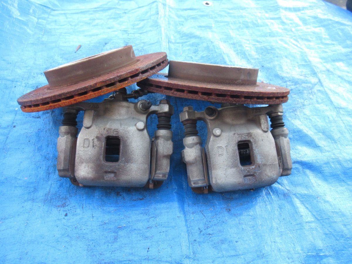 B2-42　 　　タント　LA600S　ムーヴ LA150S　ブレーキキャリパー　ディスクローター　左右　_画像1