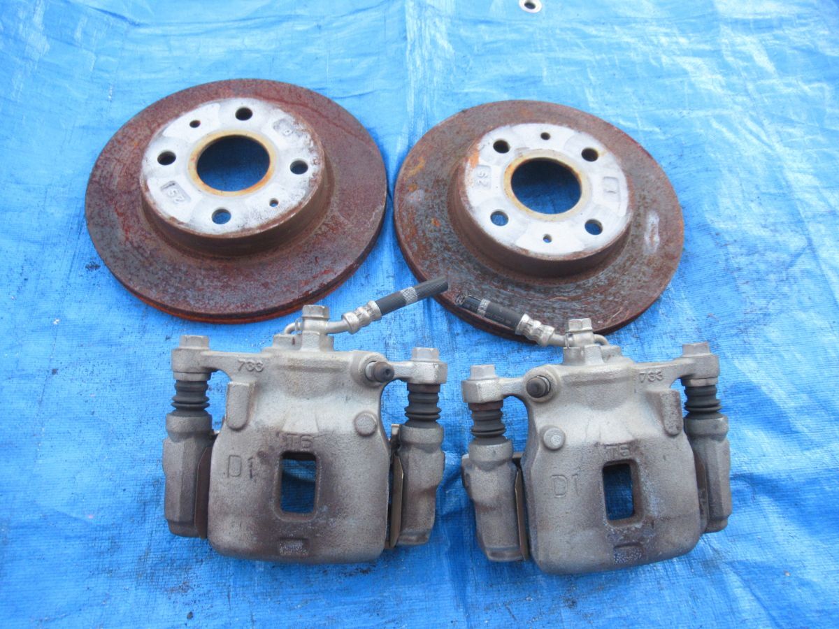 B2-42　 　　タント　LA600S　ムーヴ LA150S　ブレーキキャリパー　ディスクローター　左右　_画像2