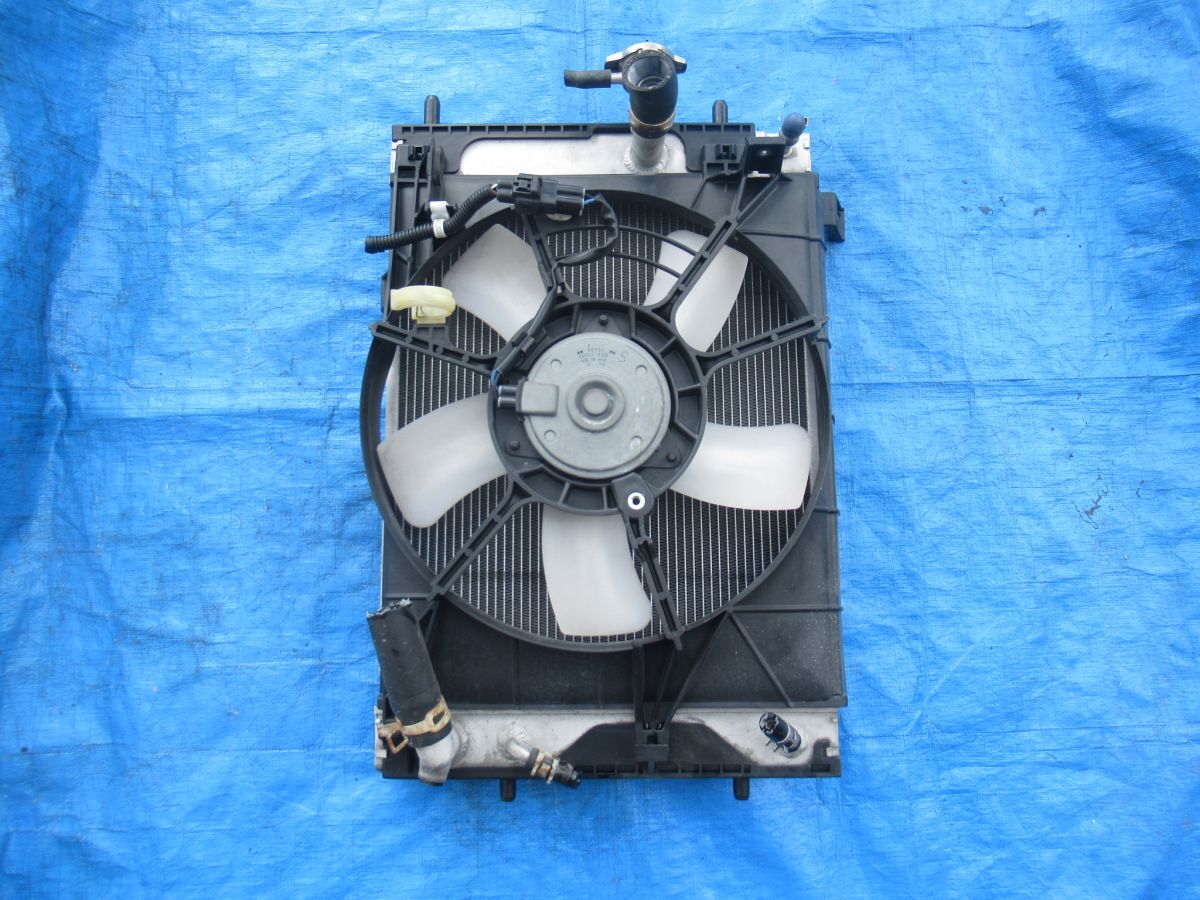 9.5-7 KOYORAD 交換歴あり ターボ タントカスタム L375S L385S ★ ラジエーター ラジエター 電動ファン エグゼ L455S ★ _画像1