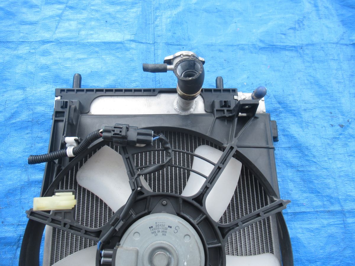 9.5-7 KOYORAD 交換歴あり ターボ タントカスタム L375S L385S ★ ラジエーター ラジエター 電動ファン エグゼ L455S ★ _画像2