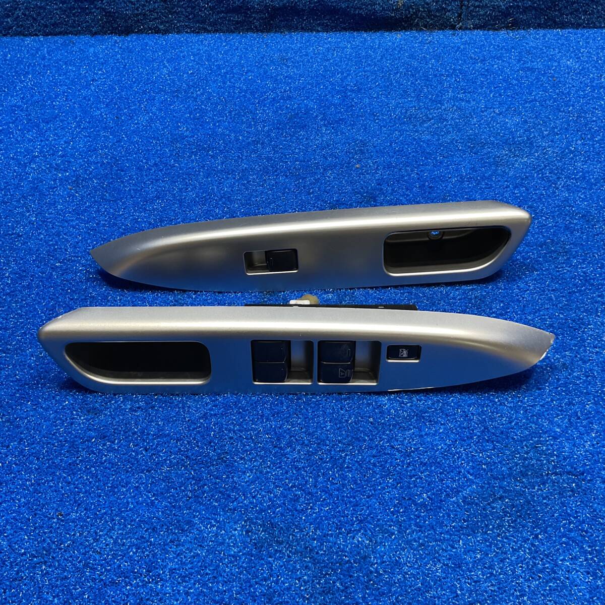 [AK-0030244][U3] H27 日産 デイズルークス B21A 166053km X42 『　パワーウインドウスイッチ パネル 左右　』 軽_画像1