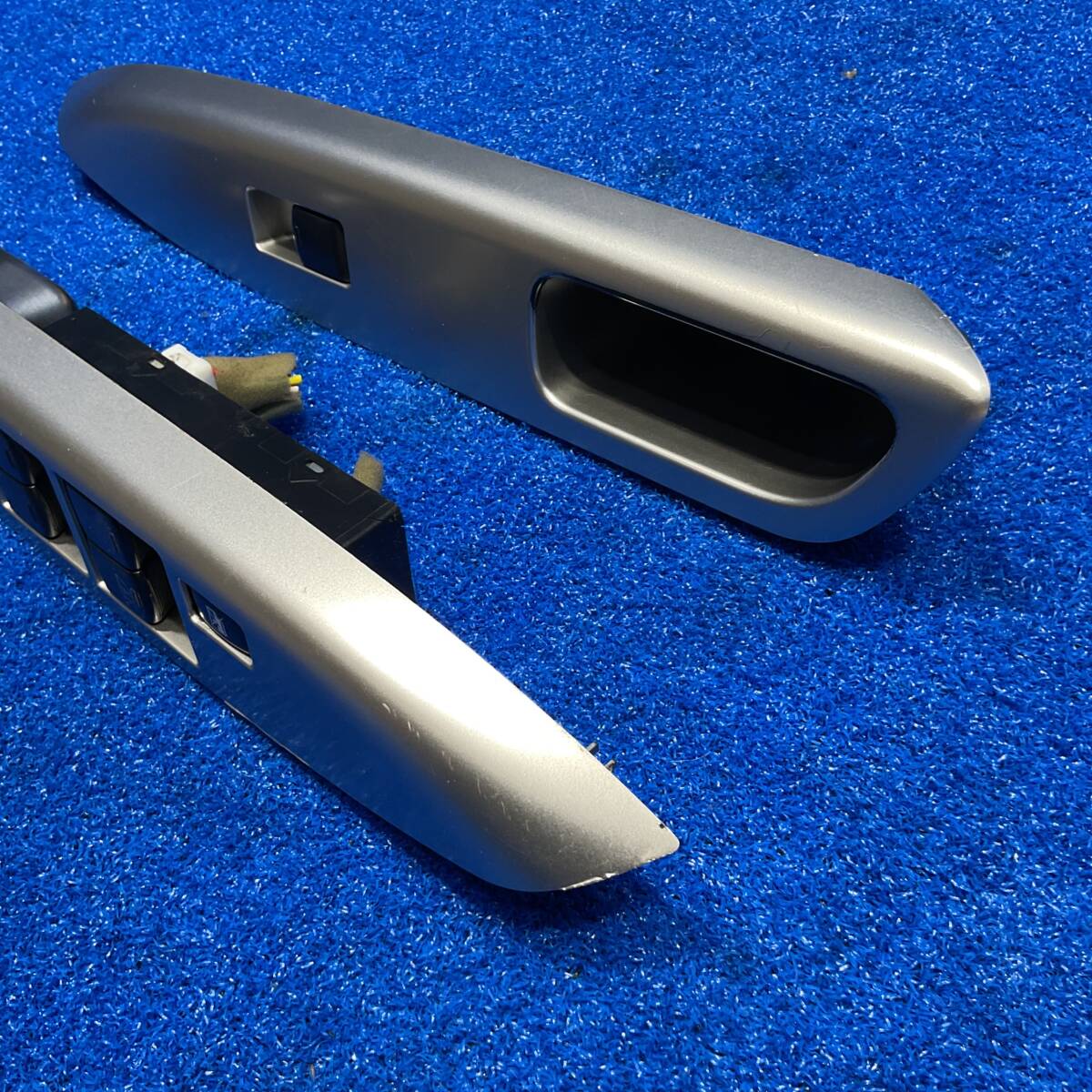 [AK-0030244][U3] H27 日産 デイズルークス B21A 166053km X42 『　パワーウインドウスイッチ パネル 左右　』 軽_画像2