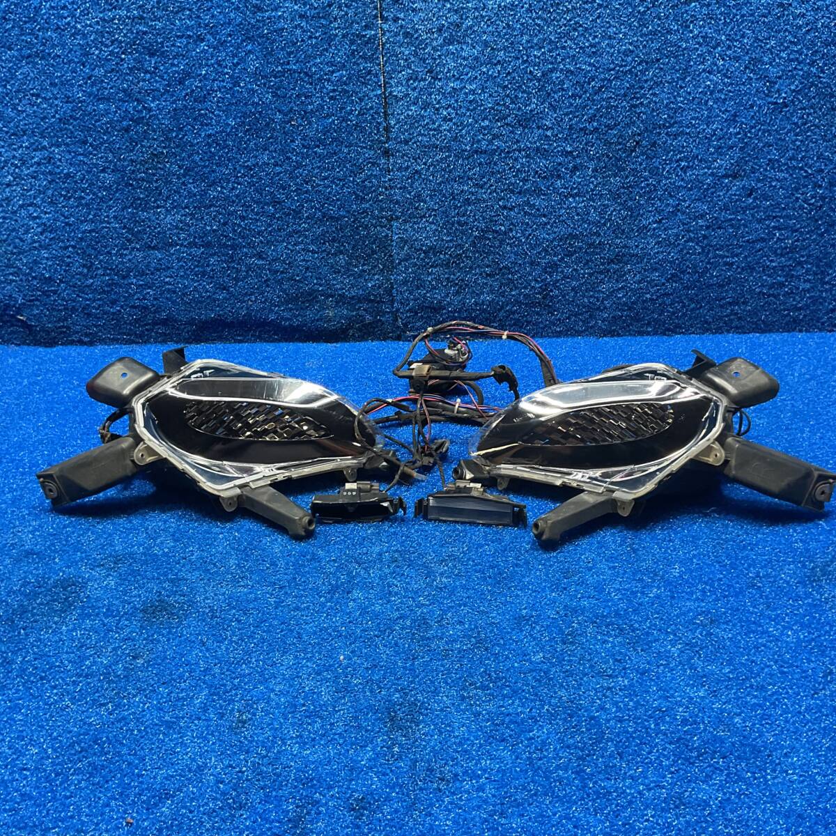 [AK-0030670][J2] H28 Mazda Roadster ND5RC RS 6MT [ противотуманая фара левый правый ] 634599