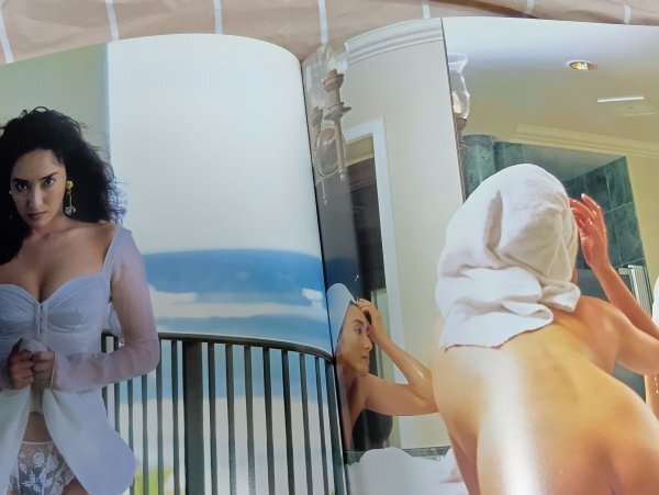 大型寫真集■宮崎ますみ「XXダブルエックス HOLY BODY」撮影:長濱治/勁文社/1993年初版帯付