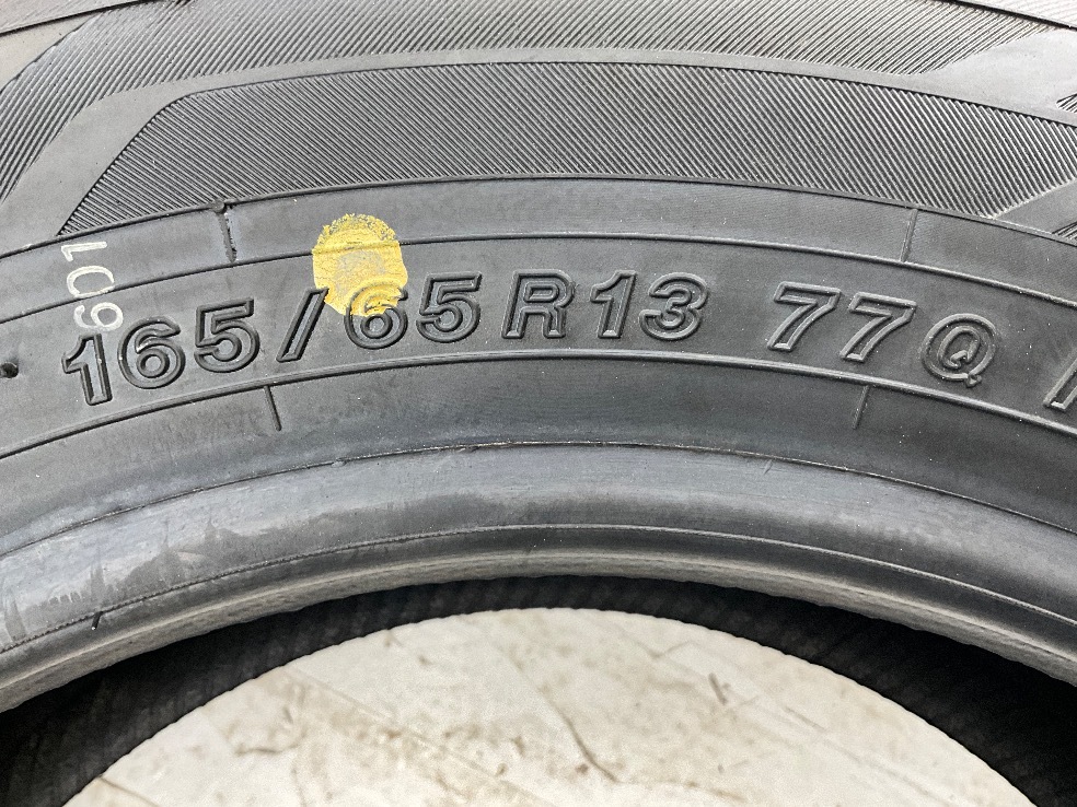 新品タイヤ 4本セット 165/65R13 77Q ヨコハマ ICE GUARD IG60 冬 スタッドレス 165/65/13 タウンボックス b13072