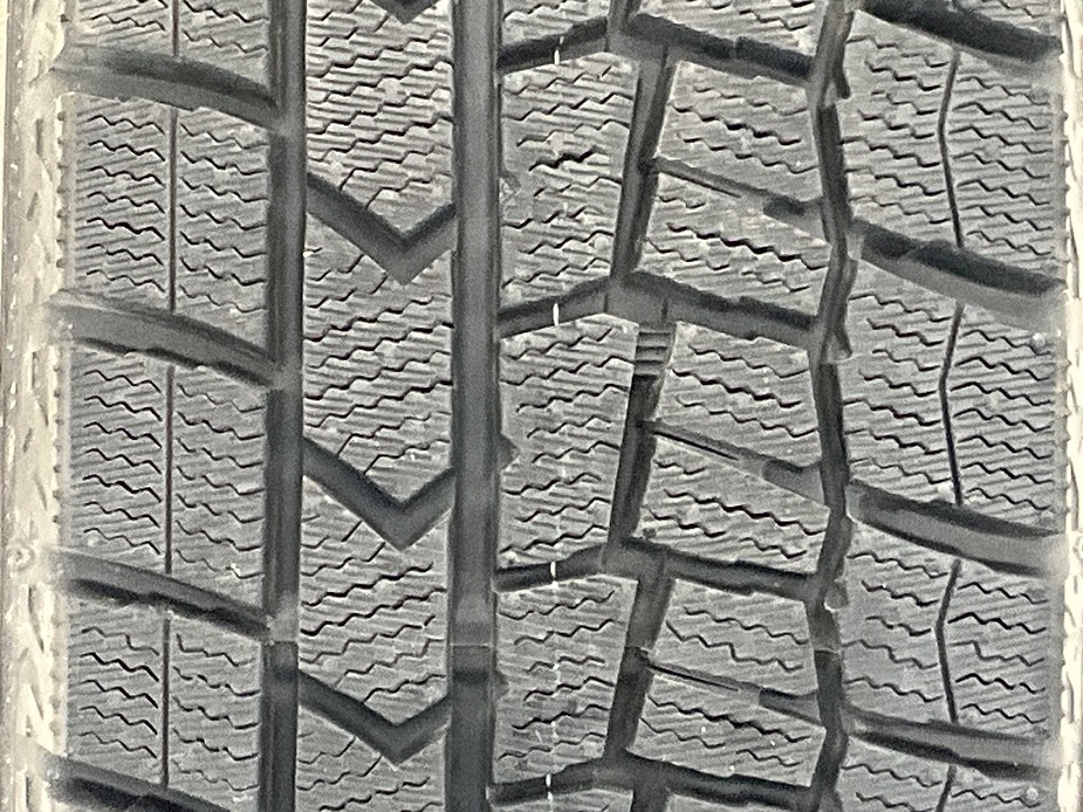 中古タイヤ 1本のみ 175/70R13 82Q ダンロップ WINTERMAXX WM02 冬 スタッドレス 175/70/13 ロゴ/ファミリア b13405_画像3