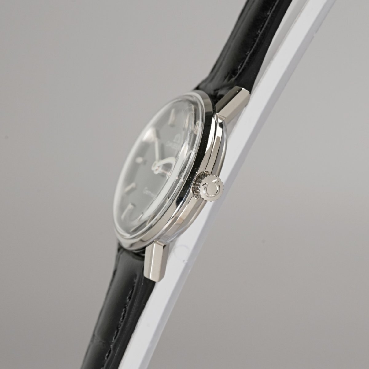 【OH済】1974年 オメガ アンティーク cal625 ジュネーブ 手巻き グレー ポストヴィンテージ_画像6