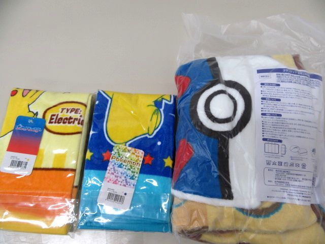 9423RMZ5◇ポケモングッズ大量まとめ ぬいぐるみ/ブランケット/タオル/ウエストバッグ/キーホルダー/モンコレなど◇中古?未使用あり