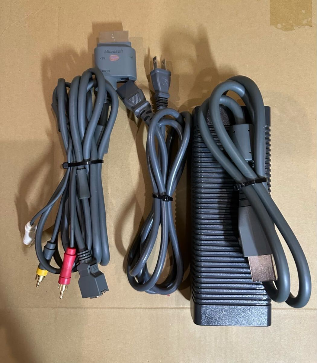 Xbox 360 CONSOLE 本體 （初代Xbox互換性アップデート済） ソフト付き