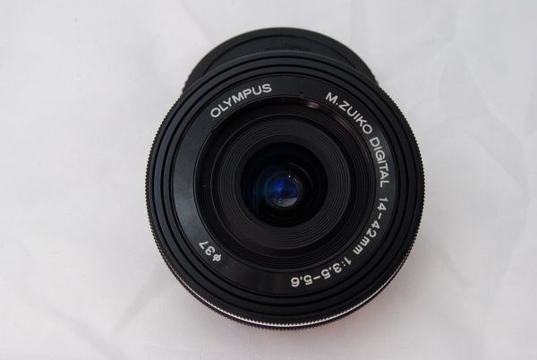 7800ショット！元箱付き！新品級 ★オリンパス E-M10 MarkIII ダブルズームキット ブラック ★ 20250601__009006