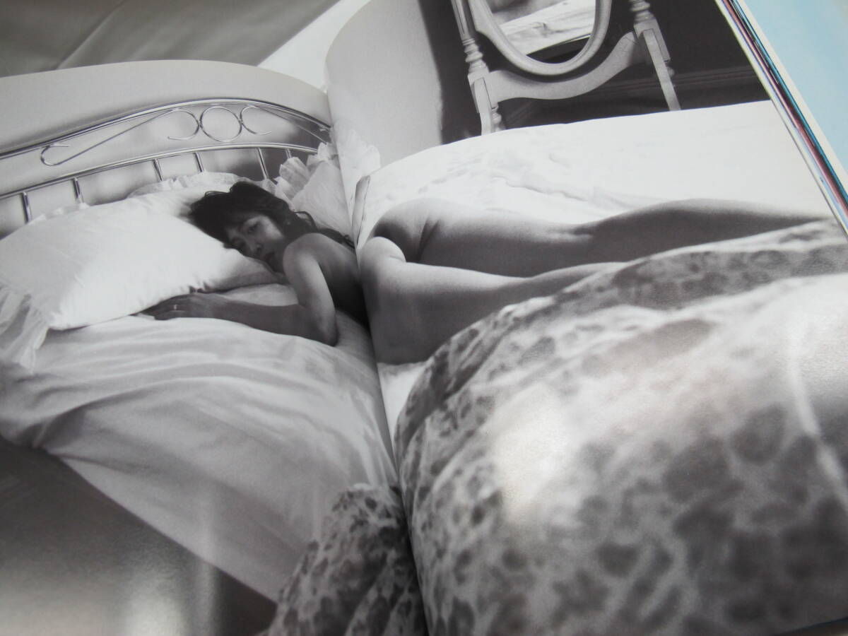 ■T9-120 KKベストセラーズ 【 三原じゅん子寫真集 Junco Mihara Nobuyoshi Araki 】 ポスター/帯付き 撮影:荒木経惟 コレクション