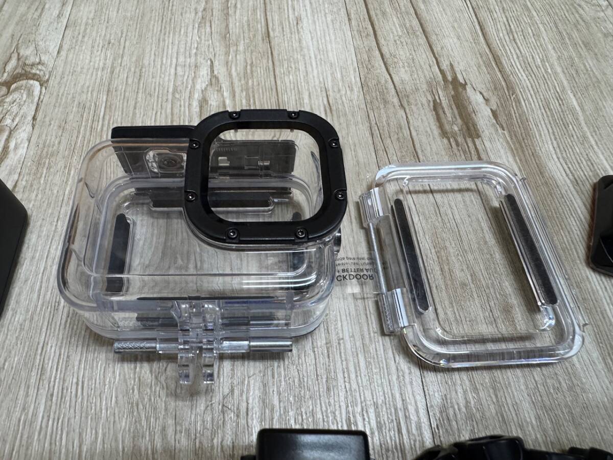 *8030-31-0722-5☆美品☆ GoPro 純正 アクセサリ /三脚(グリップ) /デュアルチャージャー /ダイブハウジング /マウントベース各種 発送:B_画像3