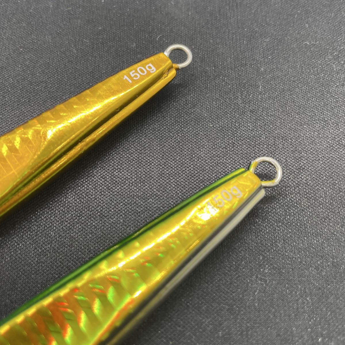 ★美品 送料無料 ①★ダイワ ソルティガ TGベイト 150g 2本セット 2個 アカキン ミド TG BAIT タングステン daiwa SALTIGA ジグ ジギング_画像3