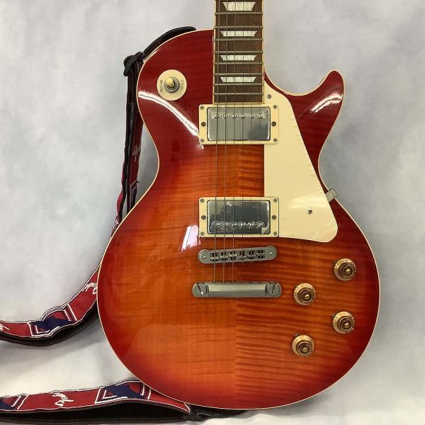 [S2747] Bunny バーニー エレキギター Lupen Prade model