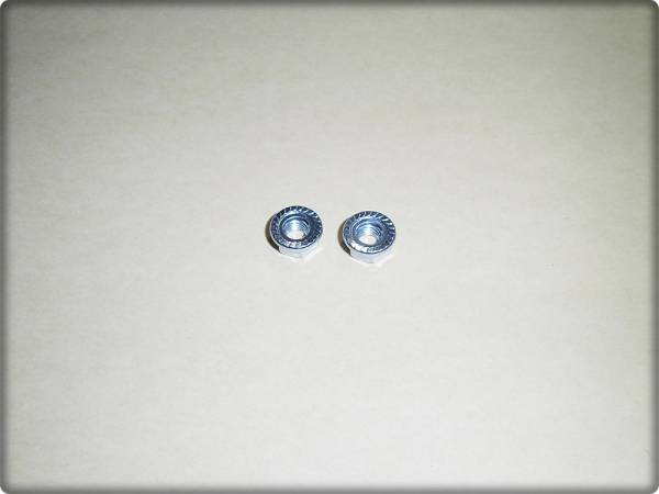 ● 送料全国一律230円 日本製 新品 フランジナット 50個 Ｍ６×５０個 ピッチ１ ＪＩＳ規格_画像3