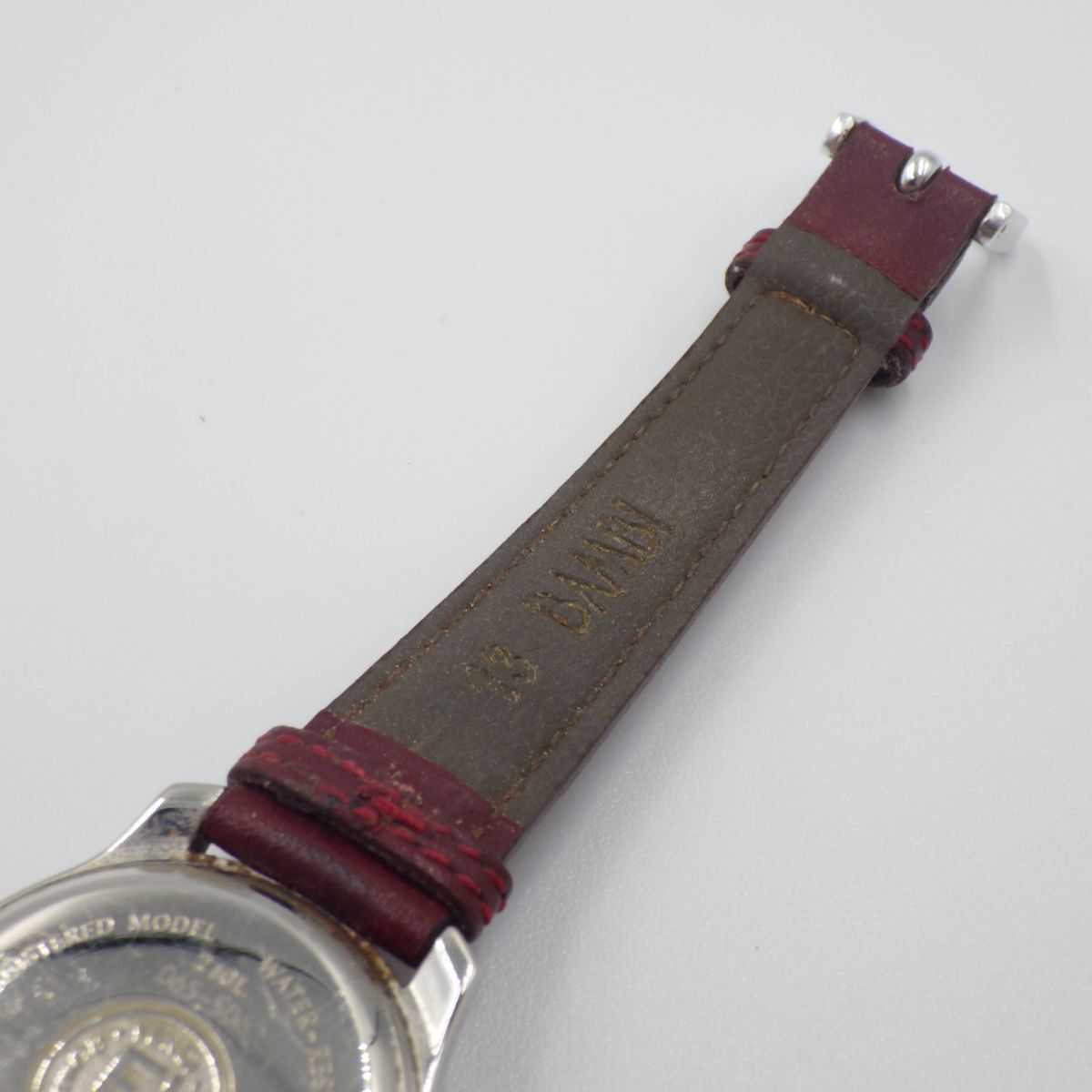 488641/B【1円スタート】FENDI フェンディ 稼動品 210L-065-506 サーモンピンク デイト レディース 時計 クォーツ ケース26mm