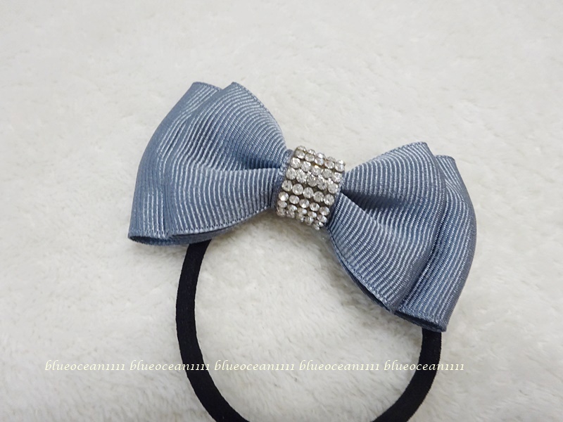 未使用品 お上品で清楚【ビジューヘアゴム3点セット】使いやすいネイビー ブラック グレーの3色 パール ラインストーン ヘアアクセサリー _画像3