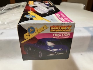 ベンツ1956 ブリキミニカー　1/24ぐらい（全長２４ｃｍ）　フリクションサウンド