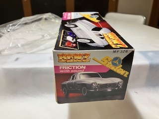 ベンツ1956 ブリキミニカー　1/24ぐらい（全長２４ｃｍ）　フリクションサウンド