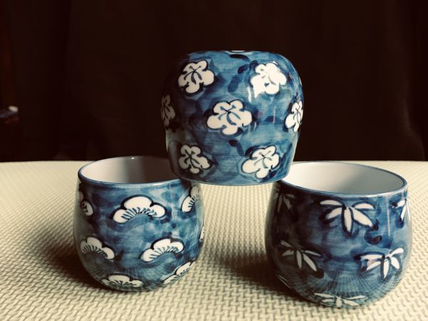 館林源右衛門窯　古染付　松竹梅湯呑　　3客　参考価格10,692円_画像6