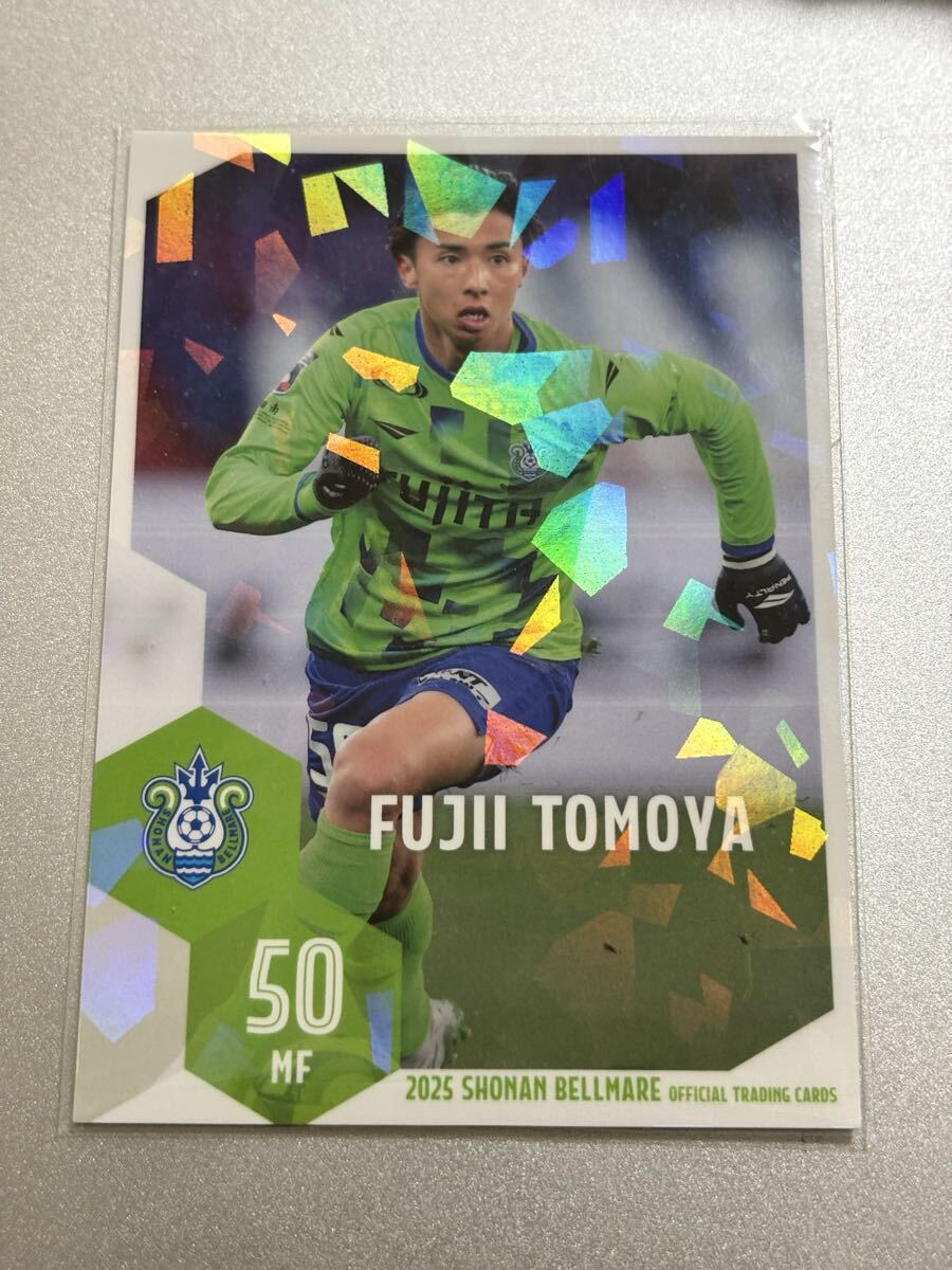 2025湘南ベルマーレオフィシャルトレーディングカード BM31 藤井智也 ホロパラレルカード サンフレッチェ広島 鹿島アントラーズ_画像1