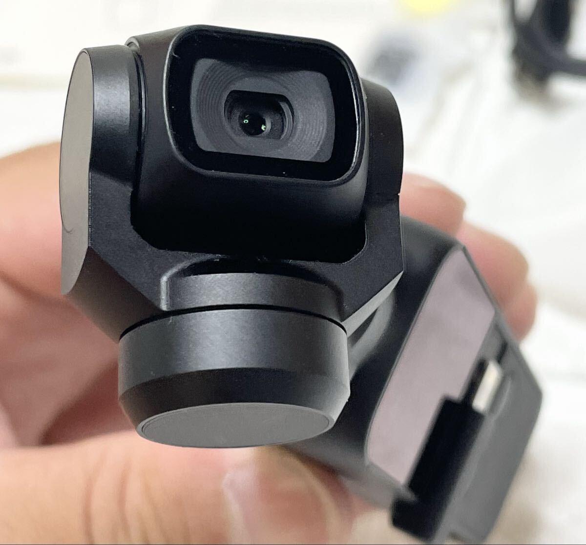 DJI Osmo Pocket ３軸ジンバルカメラ アクションカメラ B5
