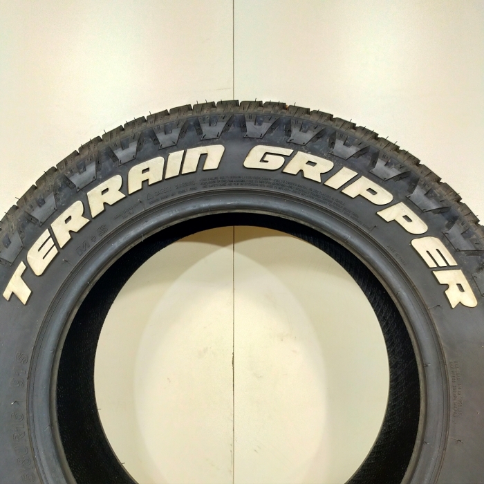 【送料無料】訳アリ MONSTA 175/80R16 91S TERRAIN GRIPPER モンスタ テレーングリッパー 夏タイヤ サマータイヤ 4本 A4249 [中古タイヤ]_画像6