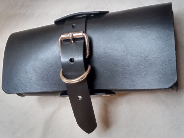 姫路産ブラックヌメ革コンパクトバッグ(訳あり