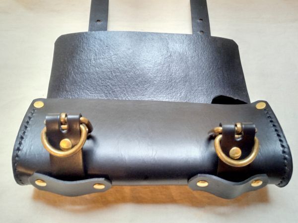 姫路産ブラックヌメ革ツールバッグG(訳あり