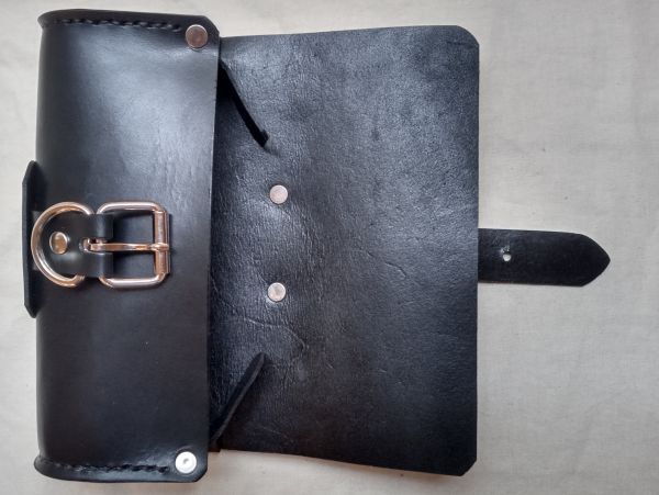 姫路産ブラックヌメ革コンパクトバッグ(訳あり