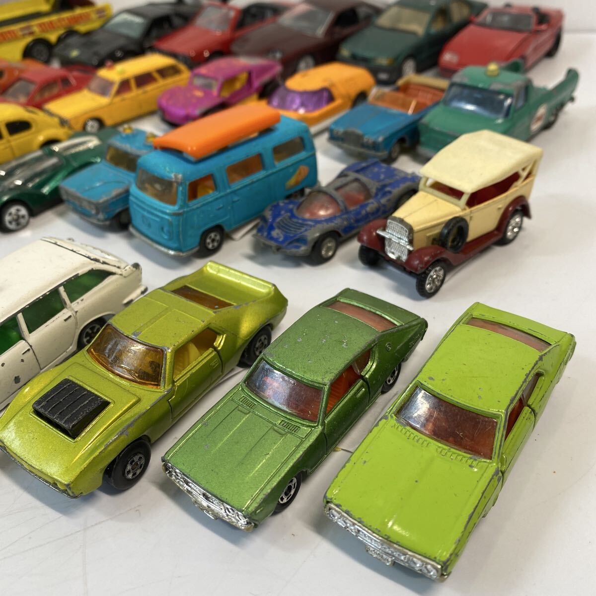 tomica トミカ　MATCHBOX マッチボックス　GAMA　SCHABAK　Hot Wheels　ROAD MASTER　Solido　他　ミニカー 33台　まとめ　レトロ_画像5