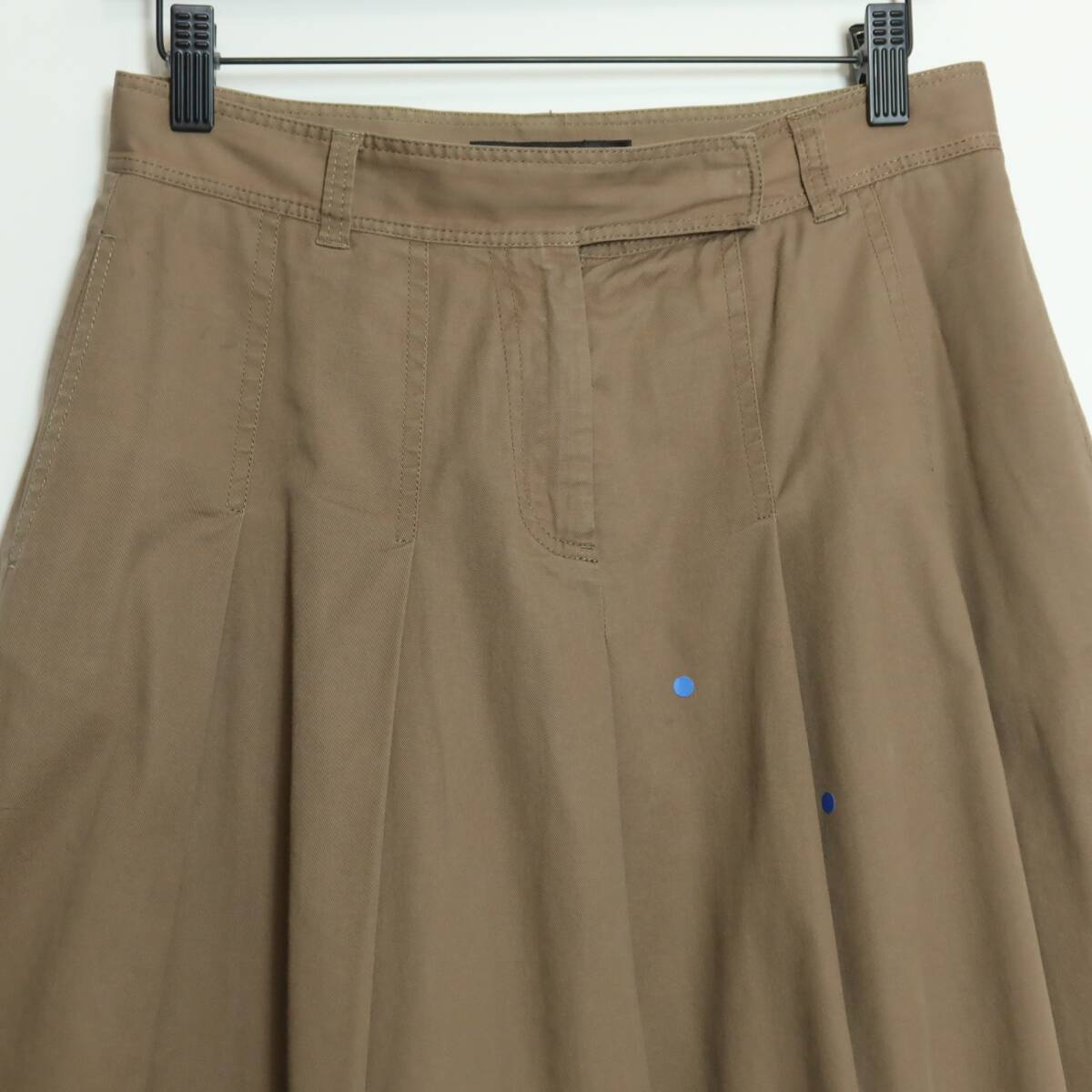 DKNY ダナキャラン★ボックスプリーツスカート サイズ4 ブラウン×黒系 無(wú)地 z15194