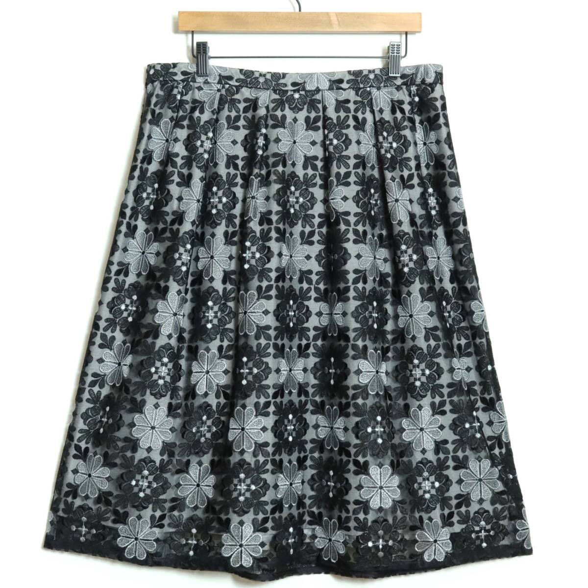 【美品】レリアン★刺繍付きチュールレースのスカート 黒系 大きいサイズ13＋ おしゃれなバイカラー♪z15514_画像5
