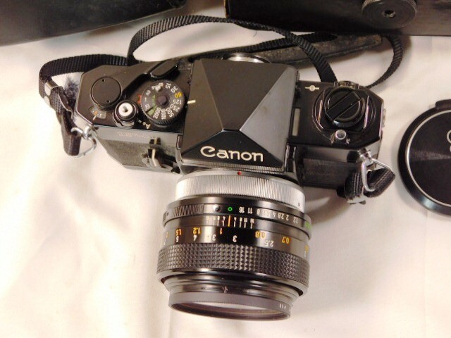 Y322★CANON F-1 一眼レフフィルム式カメラ マニュアルレンズセット/一眼レフ カメラ /FD55mm/キャノン/送料700円～