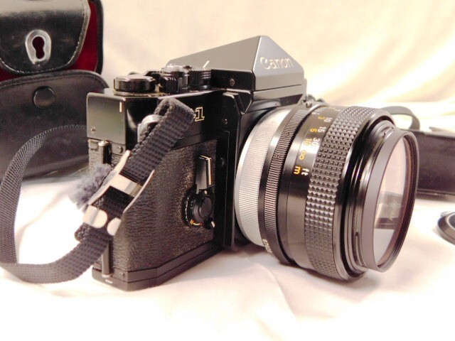 Y322★CANON F-1 一眼レフフィルム式カメラ マニュアルレンズセット/一眼レフ カメラ /FD55mm/キャノン/送料700円～