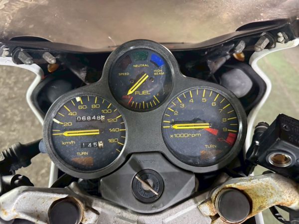 ホンダ CBX250 MC12 落札后の返品可(検 ZX-25 ZXR ニンジャ GPZ ゼファー Z250 VT GSR NSR CBR CBX CB FZR YZF TZR MT-25 GSXR ガンマ γ